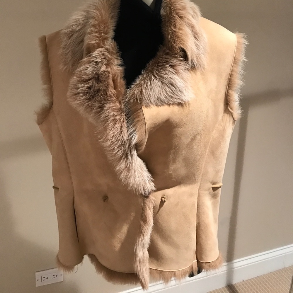 Fur/suede reversible vest, approx size 6-8