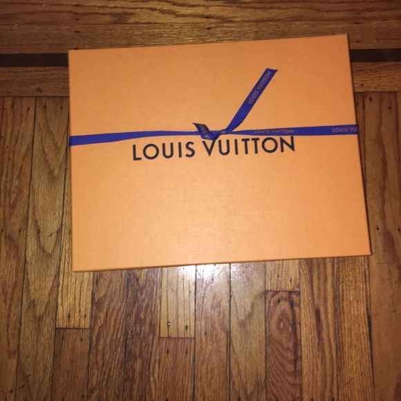 Auth LV Laureate Desert boots - Picture 2 of 7