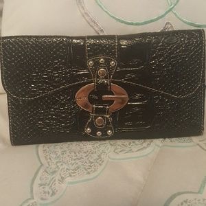 Guess wallet