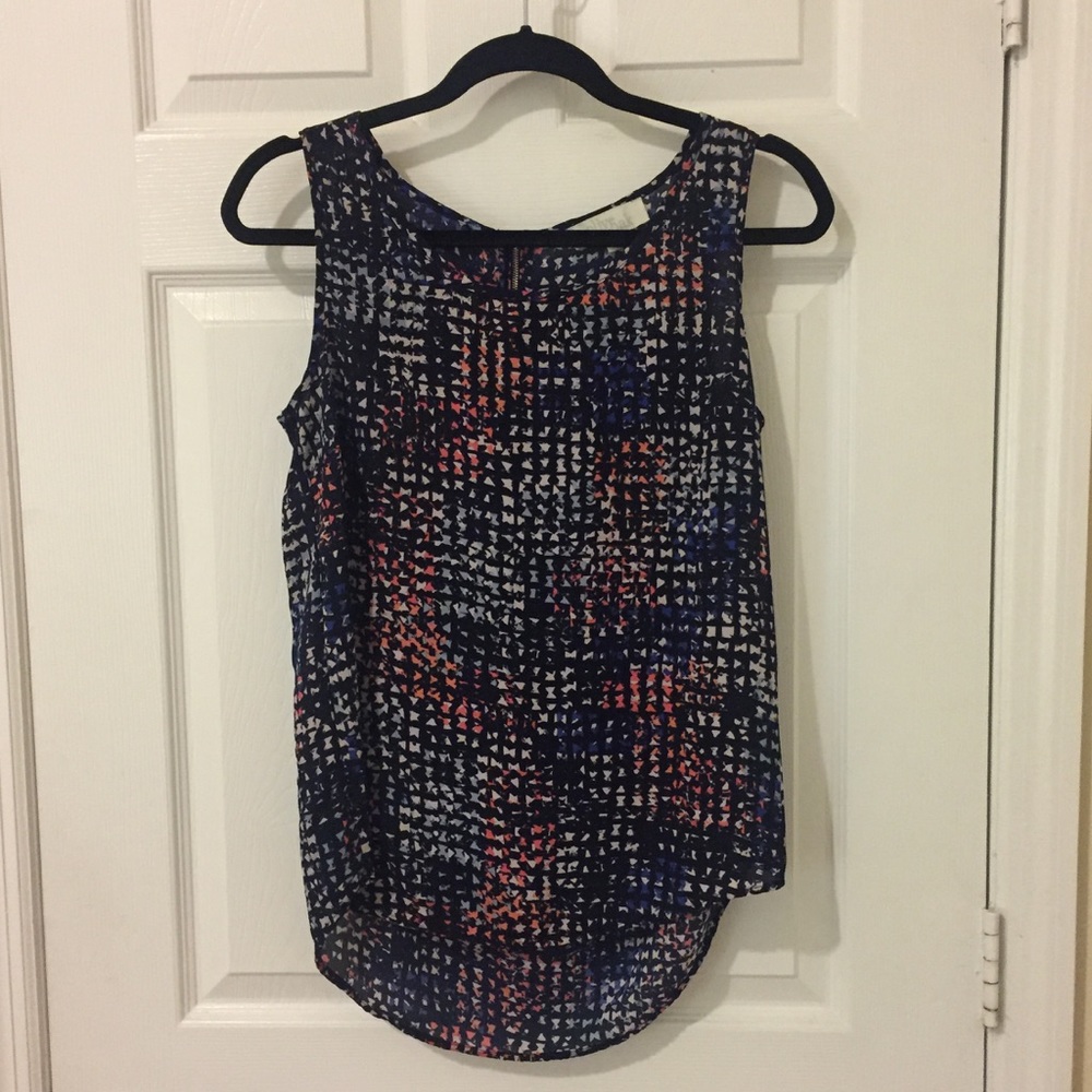 Sleeveless Blouse - Mixed Color Print