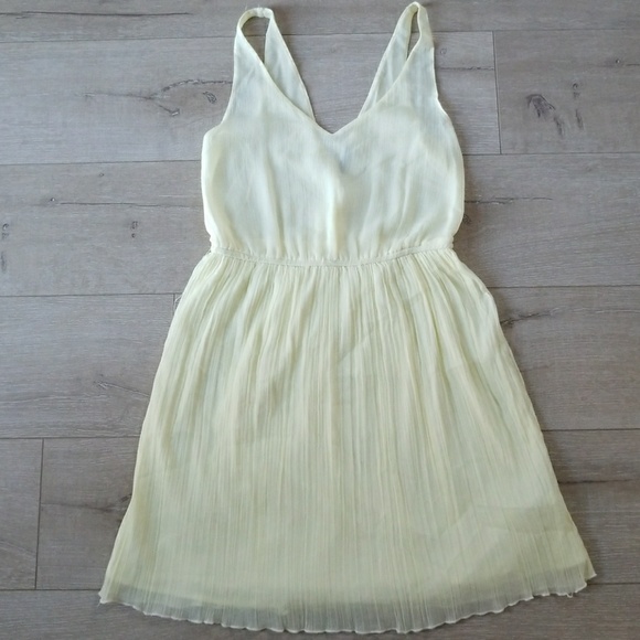 Dress - Picture 1 of 4