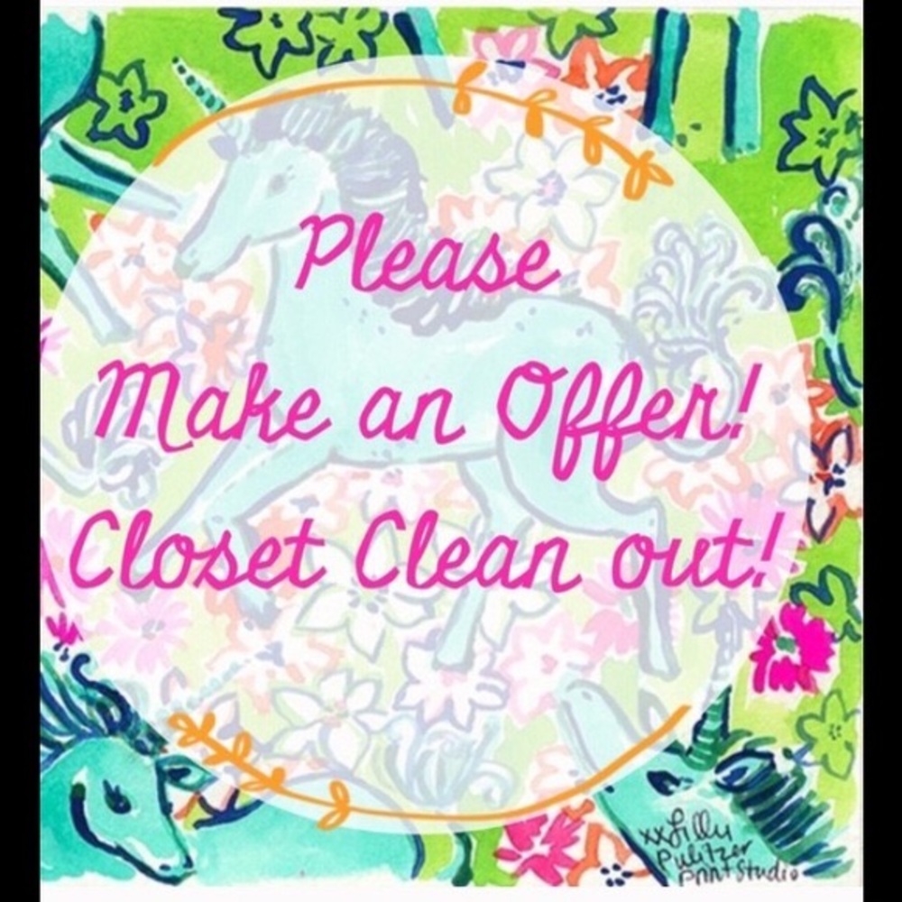 🌟🌟CLOSET CLEAN OUT! MAKE AN OFFER 🌟🌟