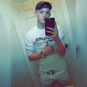 Meet your Posher, Logan