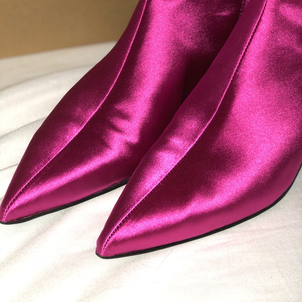 Magenta boots