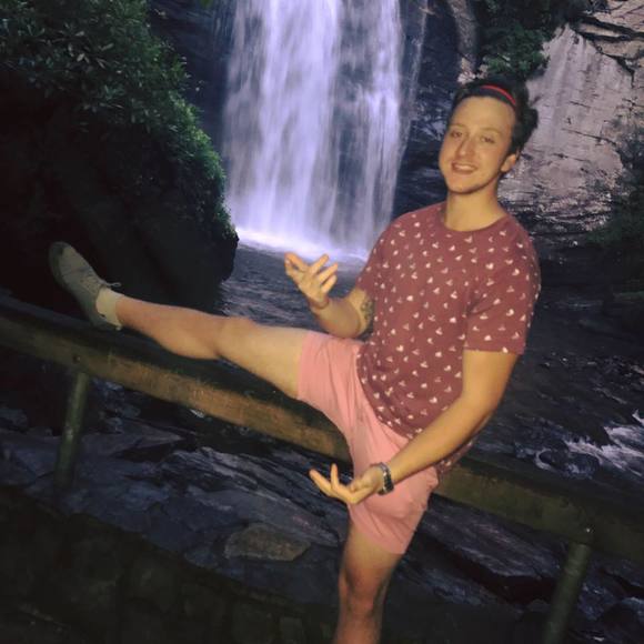 Meet your Posher, Levi - Picture 1 of 1