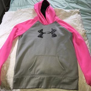 Under Armour sweatshirt