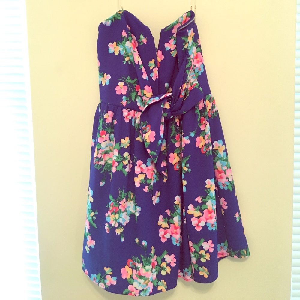 Blue floral strapless Mitto dress