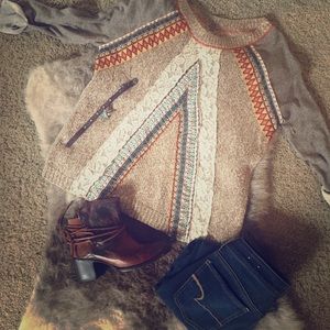 BKE sweater. Size Large.