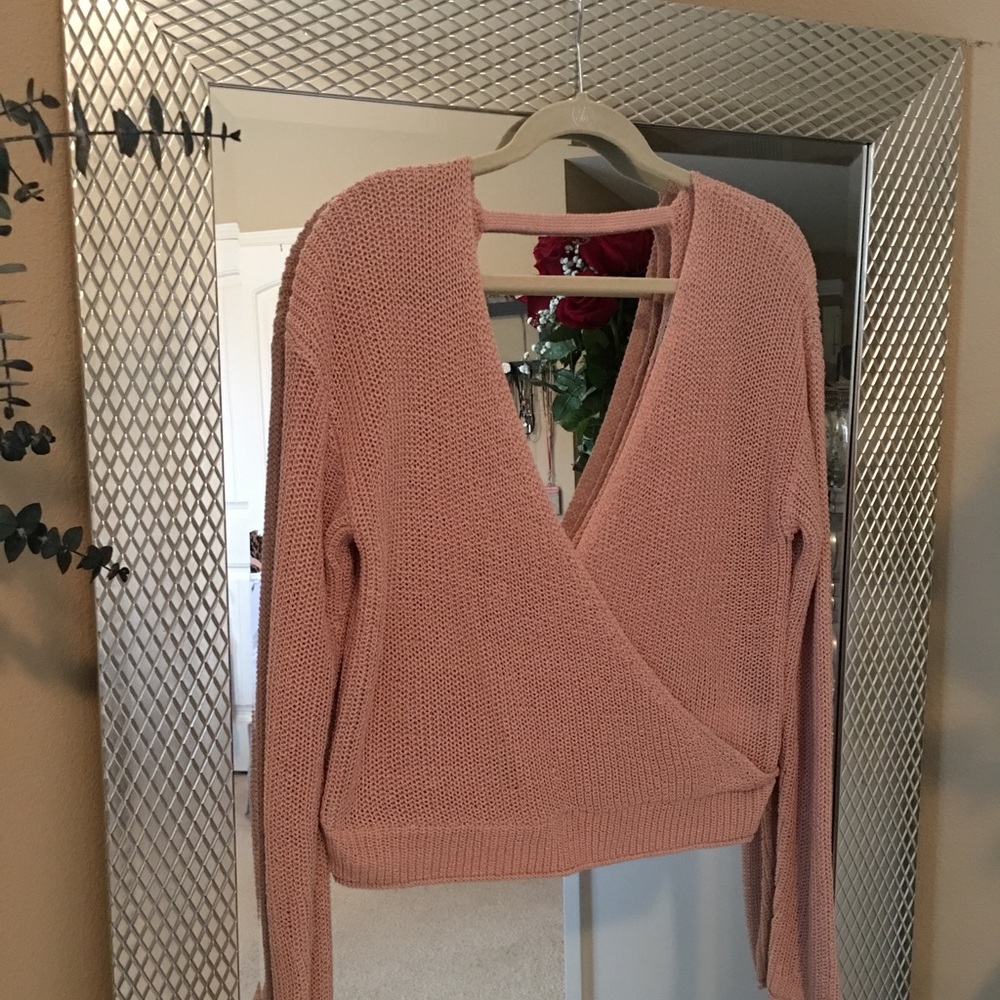 Forever 21 Sweater Top