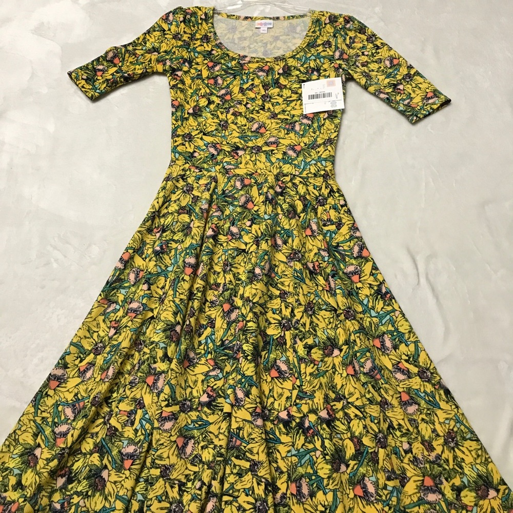 📍SOLD 📍 Nicole Dress Alert 