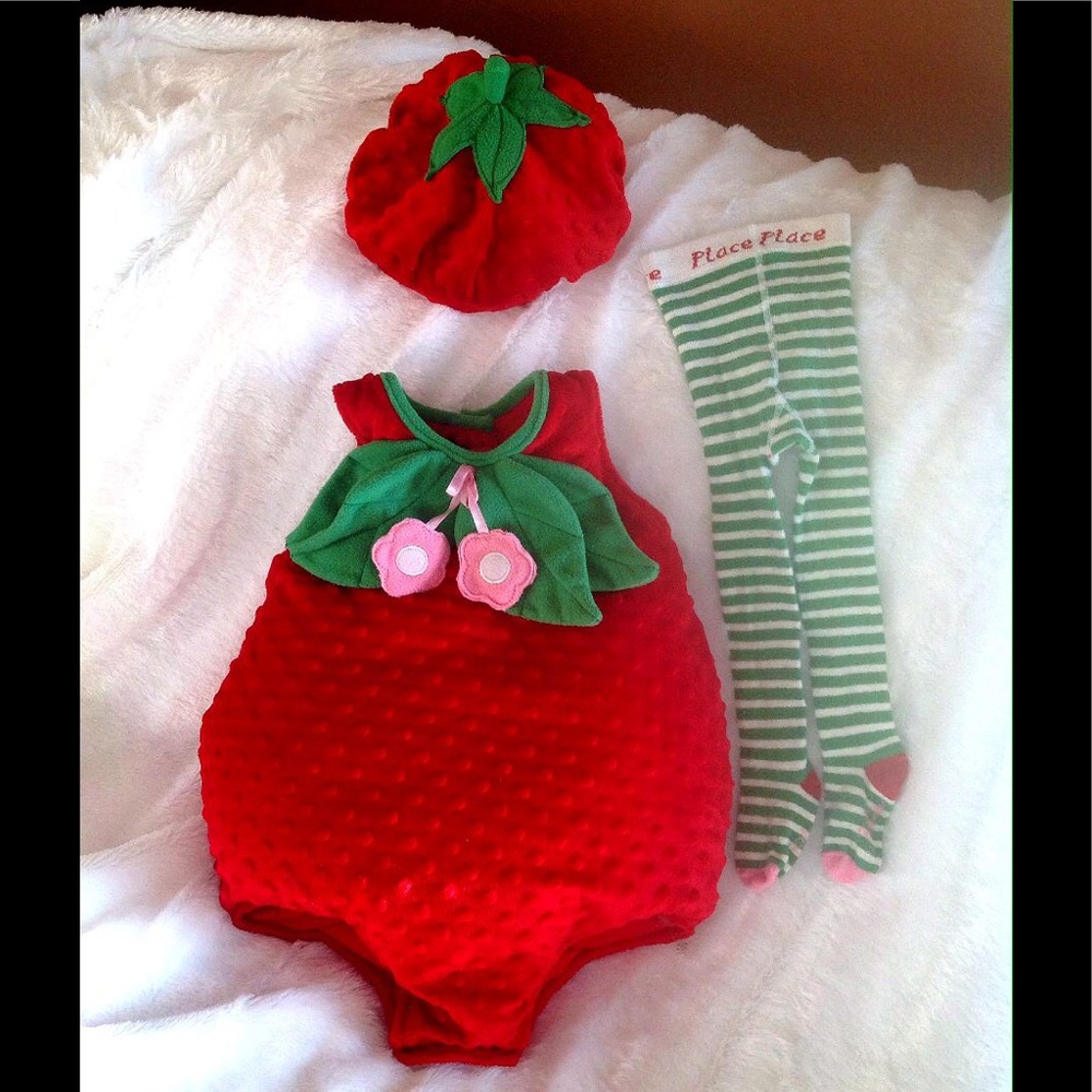 Children's Place Strawberry 12-18 mo costume