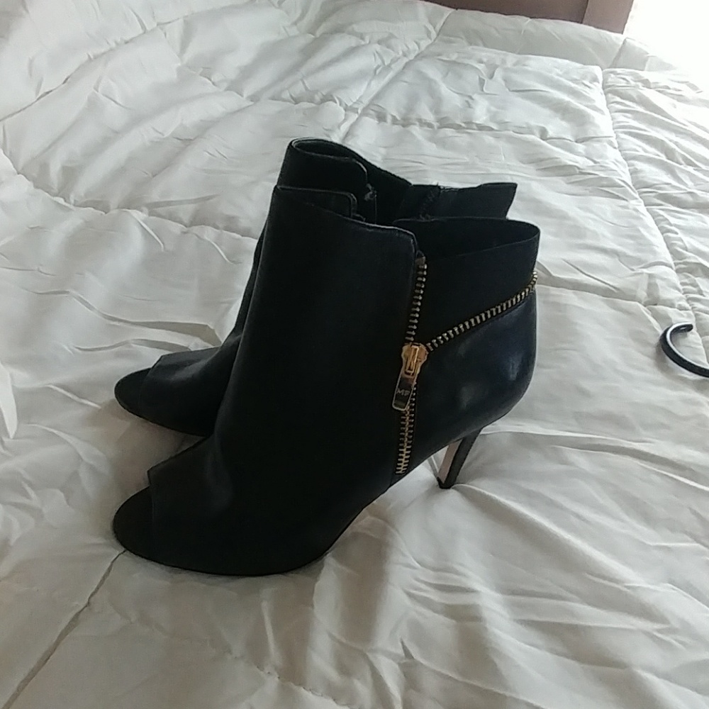 Peep toe leather ankle boot