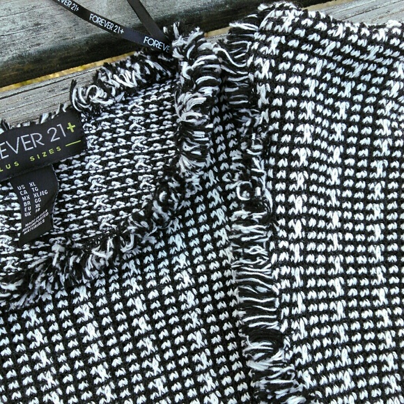 Soft Knit Top - Picture 5 of 6