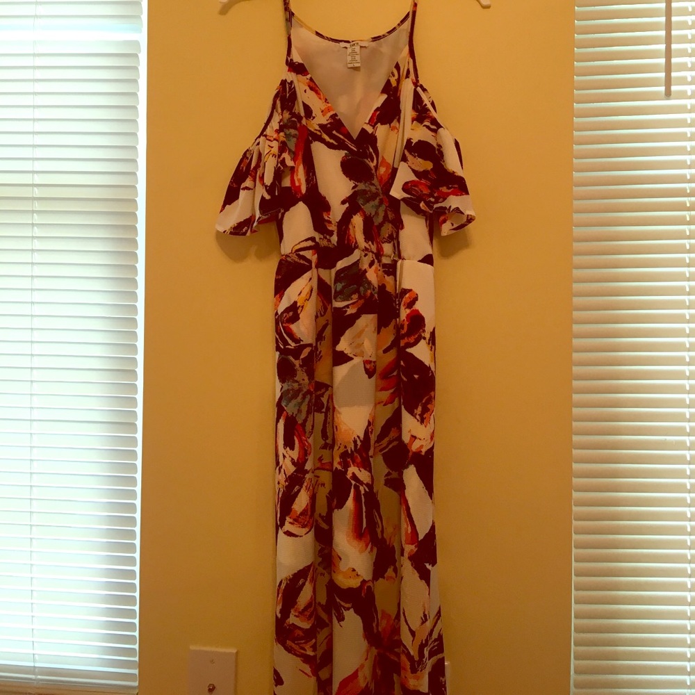 Floral Bar III cold shoulder maxi