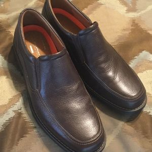 NEW ROCKPORT SHOES - NWOT!