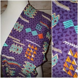 LulaRoe Tall and Curvy Leggings (TC)