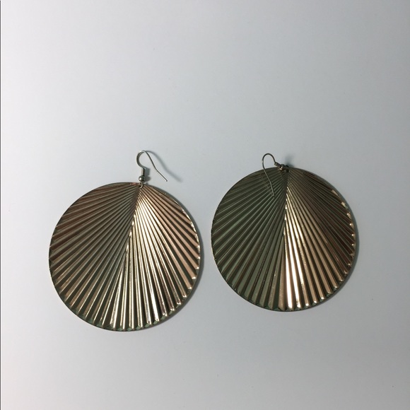 🌶 Coral & gold earrings - Picture 5 of 5