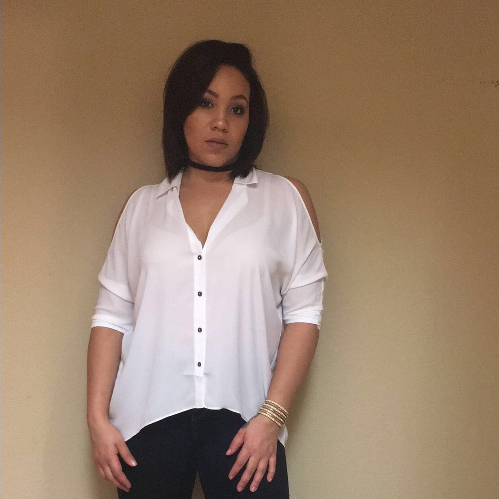 Forever 21 Loose fitting Buttondown Top, Size M