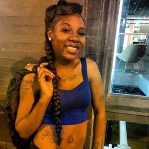 Meet your Posher, Porscha