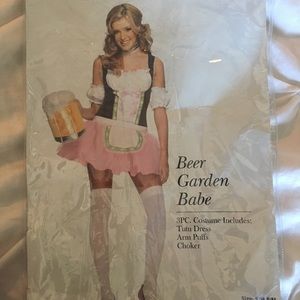 Beer Garden Girl Halloween Costume