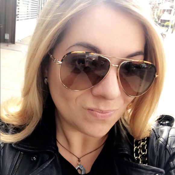 Meet your Posher, Natalie - Picture 5 of 6