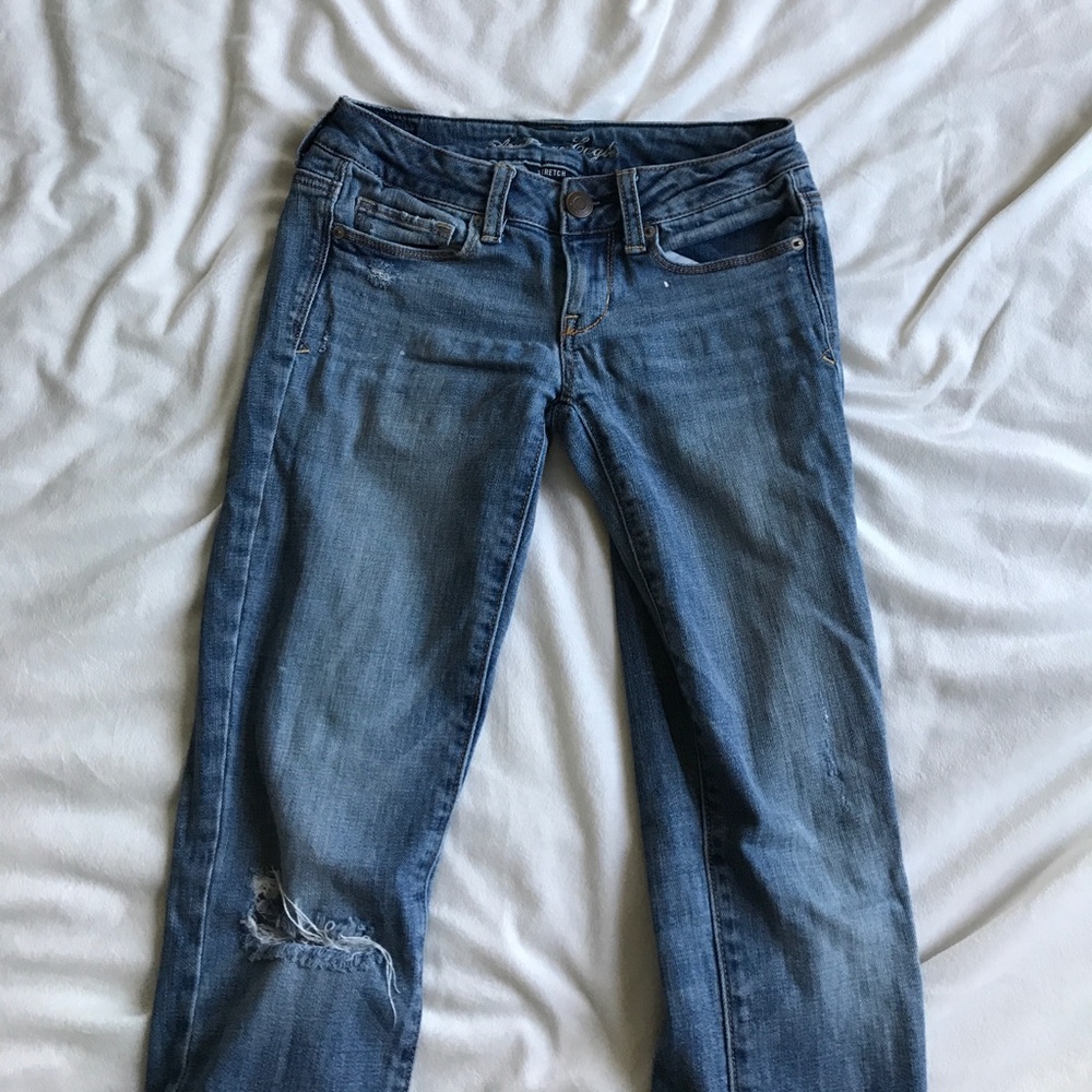 American eagle distressed jeans