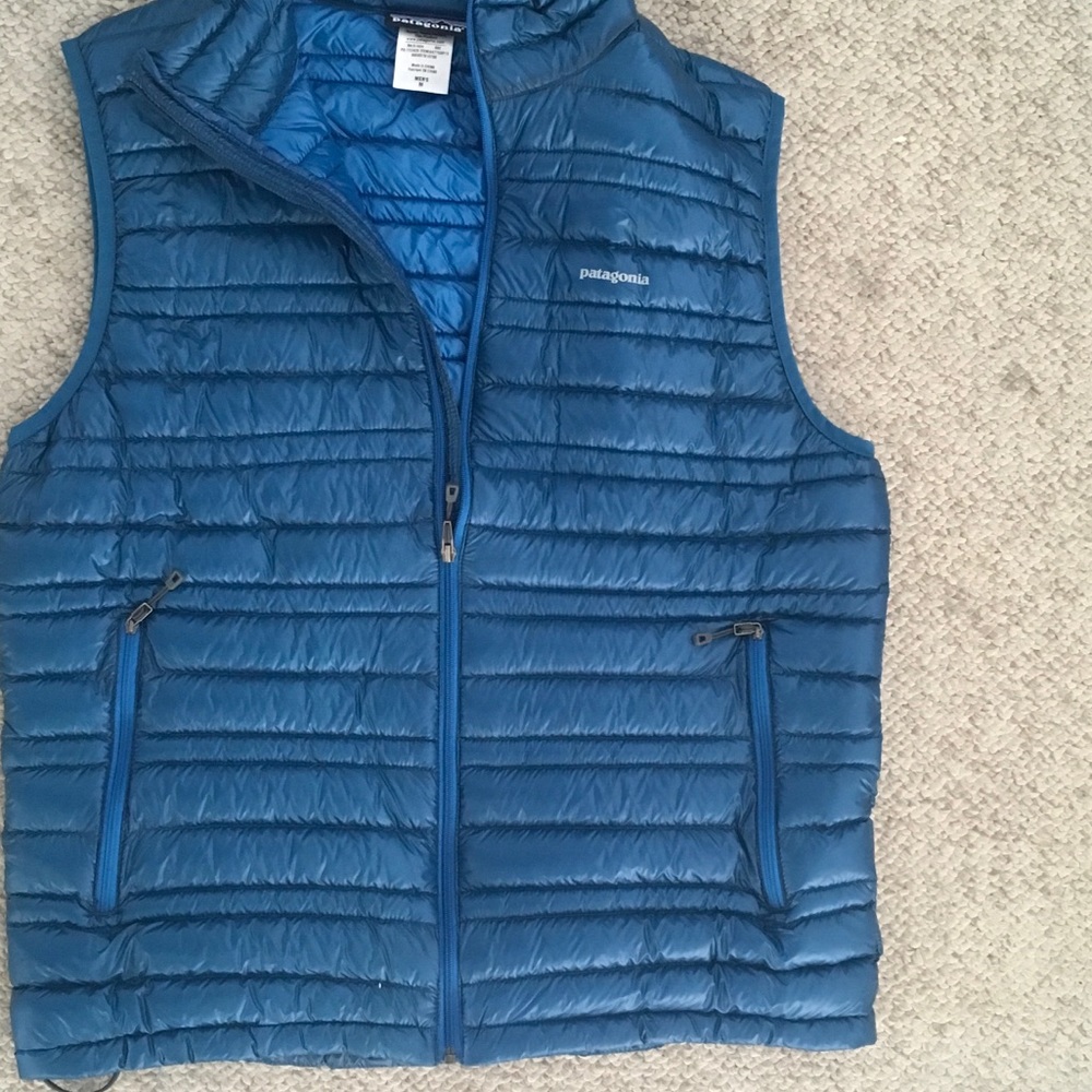 Patagona Men’s Ultralight Down Vest