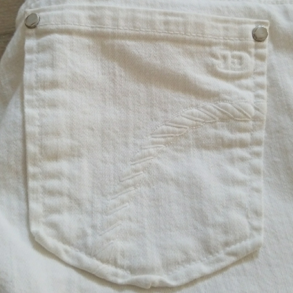 Jeans - Picture 2 of 4