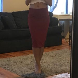 Knee length bodycon skirt