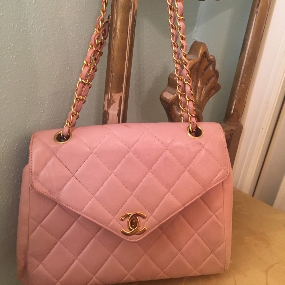 CHANEL Pink Double strap handbag 🚨🚨🚨