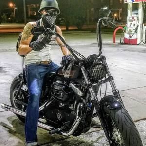 Meet your Posher, Brady