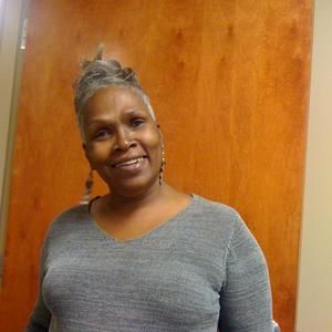 Meet your Posher, Elnora