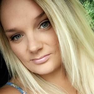 Meet your Posher, Alyssa