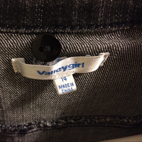 ❤️4 for $10❤️Valley girl Dark Blue Jean Jacket - Picture 3 of 8