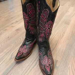 Ladies Corral western boots, size 9.5