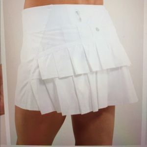 Lululemon Run Pace Setter Skirt Regular Sz 4