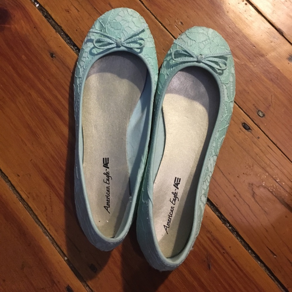 Size 7 American eagle light blue flats