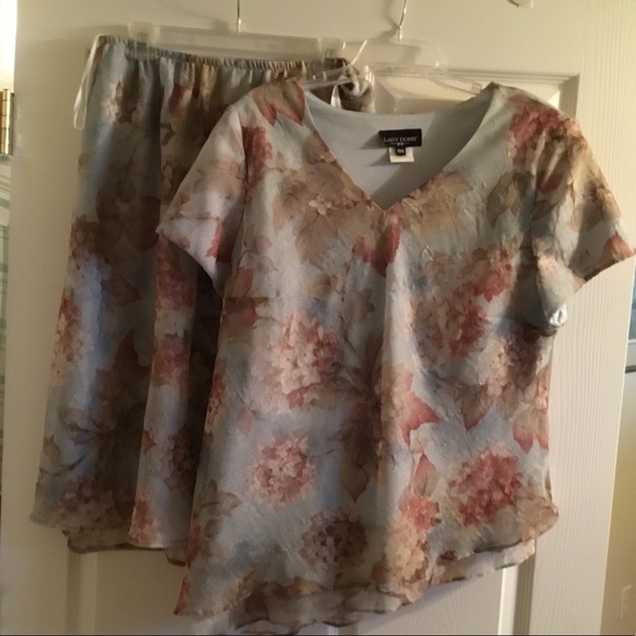 Lady Dorby Dresses & Skirts - Price Drop. LADY DORBY Two Piece Outfit