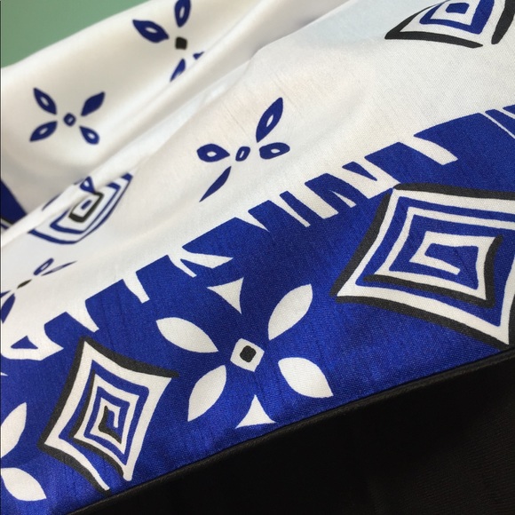  Blue & White, Tanjay Blazer - Picture 6 of 8