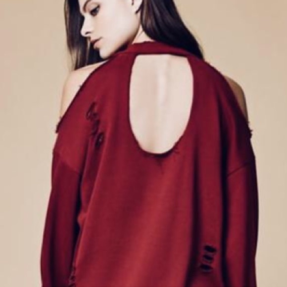 ❤️LAST ONE SALE ❤️Oxblood Cold Shoulder Sweatshirt - Picture 3 of 3