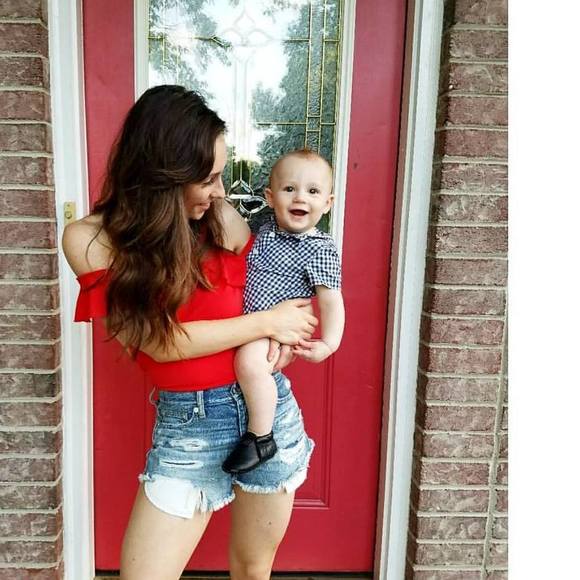 Meet your Posher, Kylee - Picture 1 of 1