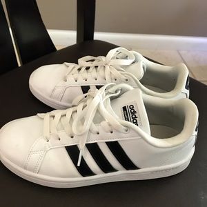 Adidas cloudfoam black stripe sneakers women's 7