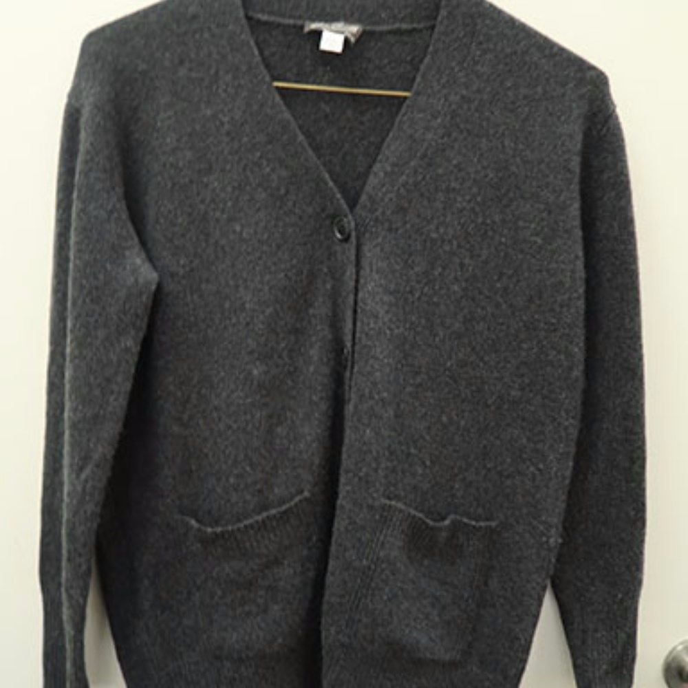EUC Henri Bendel Slouchy Grey Cashmere Cardigan, S