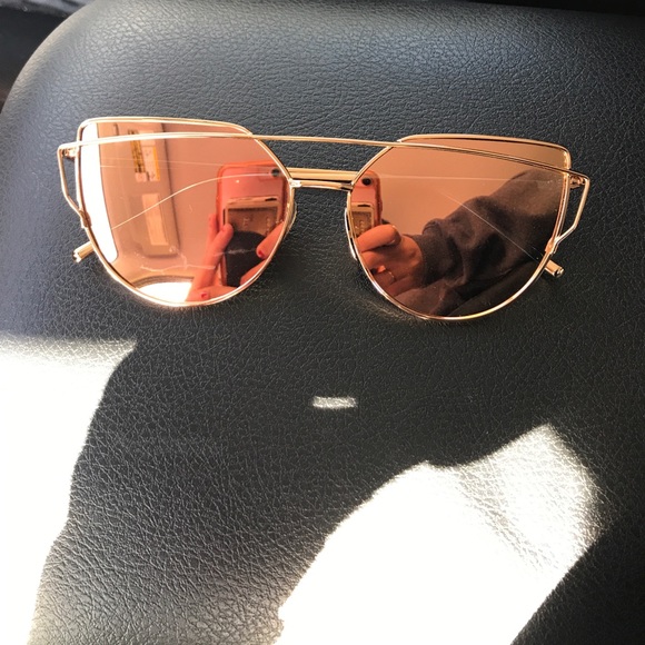 Free People Accessories - Rose gold sunglasses