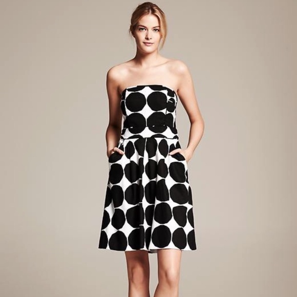 Banana Republic Dresses & Skirts - BANANA REPUBLIC KIVET POLKA DOT DRESS