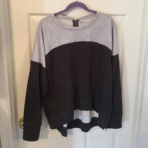 CHAMPION SWEATSHIRT