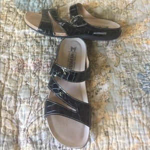 Mephisto black patent