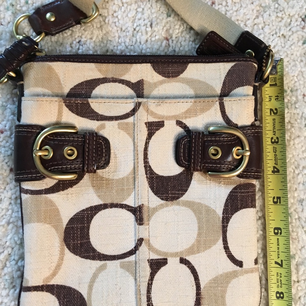 Euc Authentic Coach Signature C Crossbody - image 7