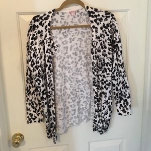 Black and white 3/4 sleeve cardigan