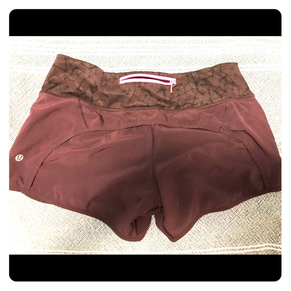 Lululemon shorts size 6